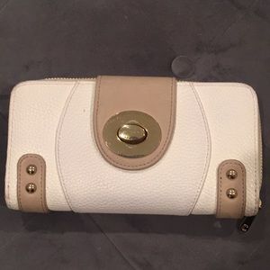 Charming Charlie Wallet